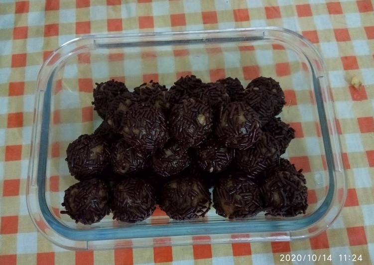 Cara Menyegarkan EnakBola coklat minimalis
