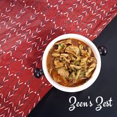 A picture of Hyderabadi Boti ka Salan.