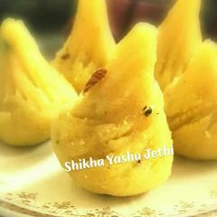 A picture of Modak.