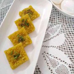 A picture of Egg Barfi.
