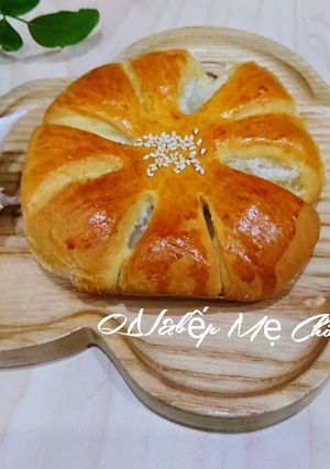 Hình của món Bánh mì ngọt nhân sữa dừa.