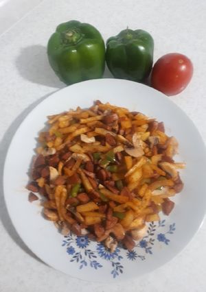 عکسی از دستور غذا ساده و سریع با سوسیس😋