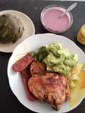 Pollo a la Parrilla con ensalada y cremas