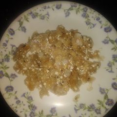 A picture of Gud poha.