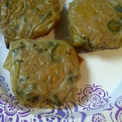 A picture of Spicy and crunchy tuna pockets.