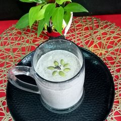 A picture of Ragi Flakes And Fruits Smoothie.