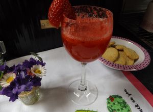 Foto principal de Cóctel de champagne con fresas y Cointreau