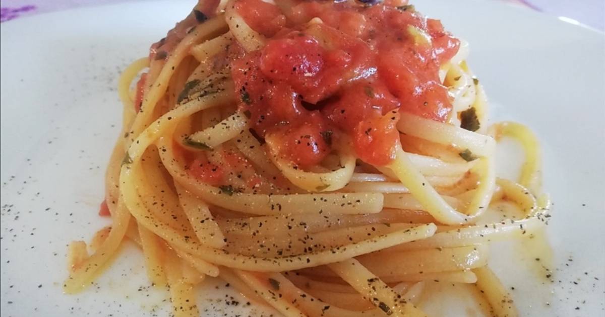 Ricetta Linguine Con Pomodorini Freschi E Noce Moscata Di Fabio Del ...