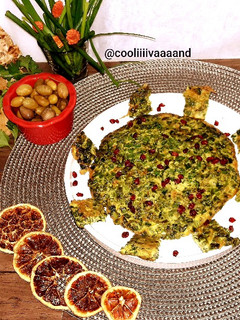 عکسی از دستور کوکو پیازچه و جعفری