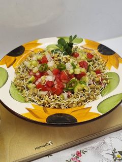 عکسی از دستور سالاد جوانه عدس🌱