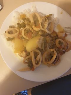 Una foto de Calamares guisados
