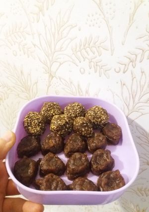 عکسی از دستور حلوا خرمایی (آرد نخودچی + ارده)