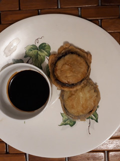 Una foto de Berenjenas rellenas. 炸茄盒 (Zhà jiā hé)