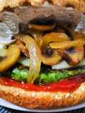 Hamburguesa especial con verduras a la miel