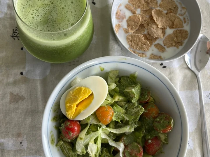 Easy Steps to Make Pesto chicken avocado warm salad the Delicious You can take Joss in your mouth