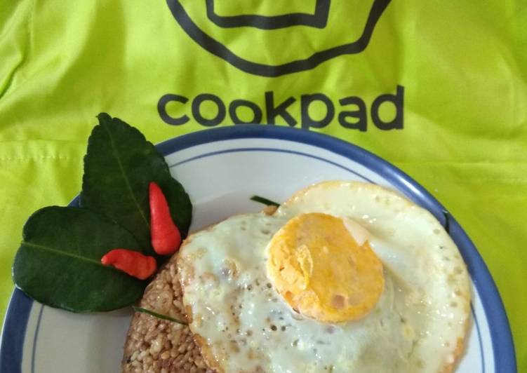 Nasi goreng daun jeruk