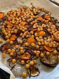 Garbanzos con verduras al horno