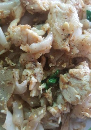 รูปของ ก๋วยเตียวคั่วไก่