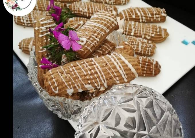 Step-by-Step Guide to Prepare Thomas Keller Nutti crust biscuit