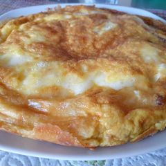 A picture of Speck and brie frittata.