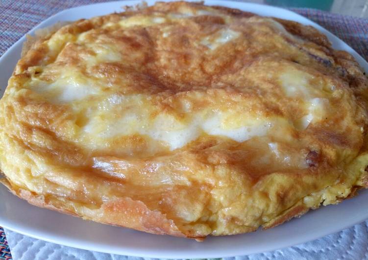 Recipe of Tasty Speck and brie frittata