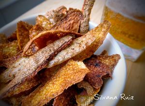 Una foto de 87.🥔Aperitivo o snack: piel frita de patata con Tex-Mex🍟