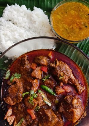 வறுத்தரைத்த சிக்கன் கிரேவி(chicken gravy recipe in tamil) செய்முறை முக்கிய புகைப்படம்