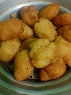 ரவை பணியாரம் (Ravai paniyaram recipe in tamil) செய்முறை முக்கிய புகைப்படம்
