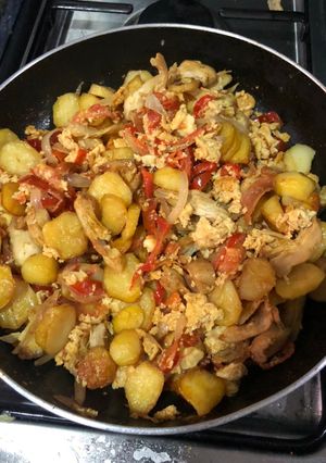 A picture of Irish potatoes with chicken and egg.