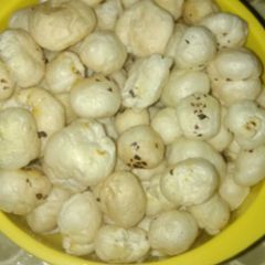 A picture of Masala makhana.