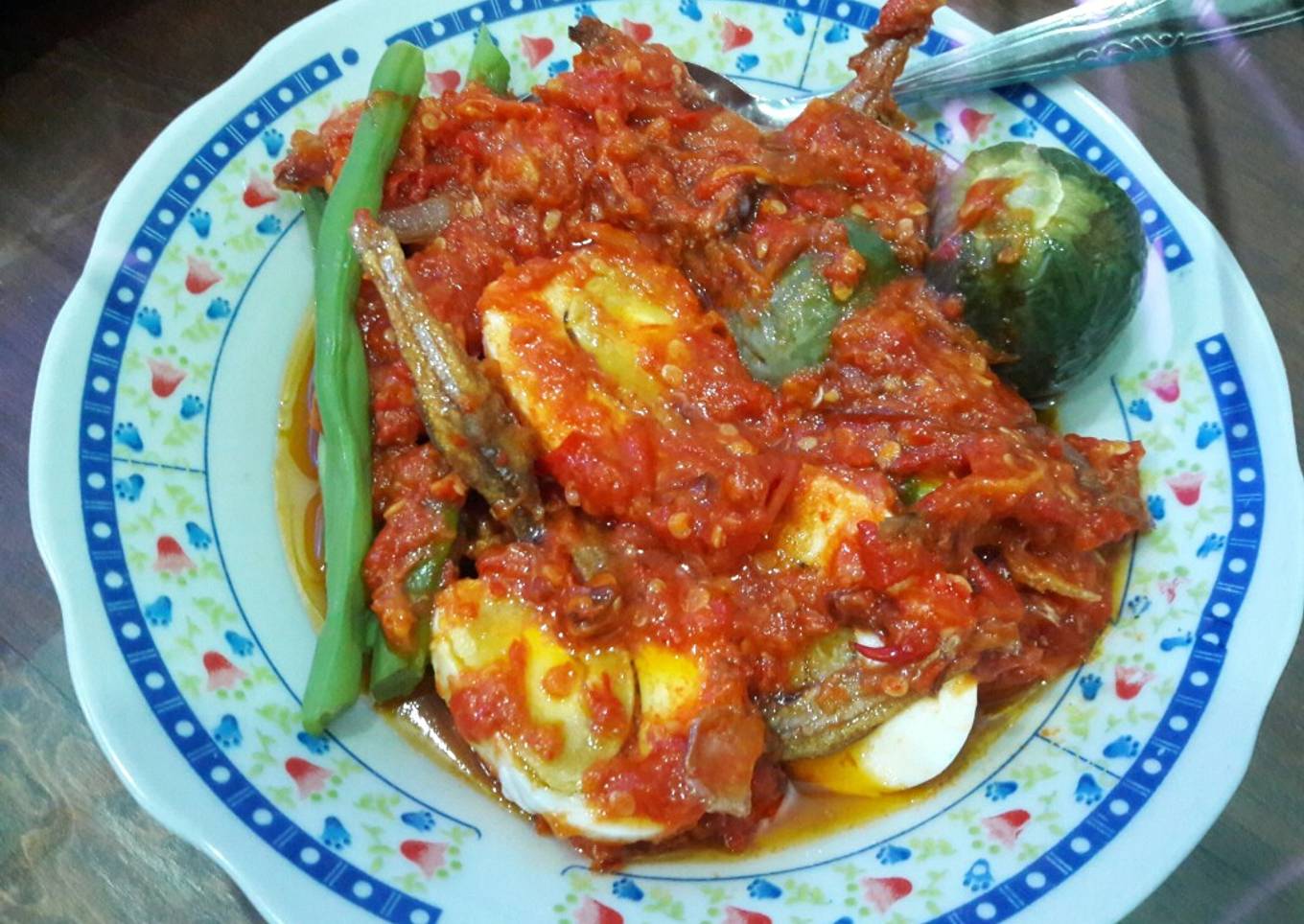 Sambal kukus telur asin