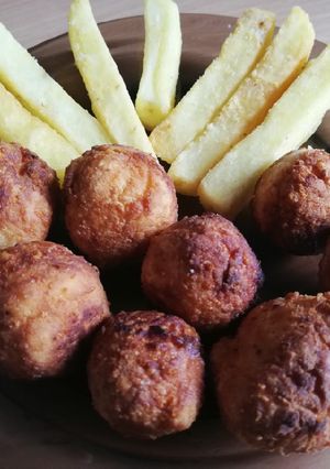 Sajtgolyó recept fotója