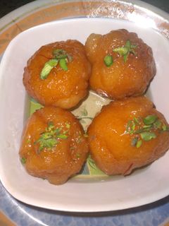गुलाब जामुन (gulab jamun recipe in Hindi) रेसिपी मुख्य फोटो