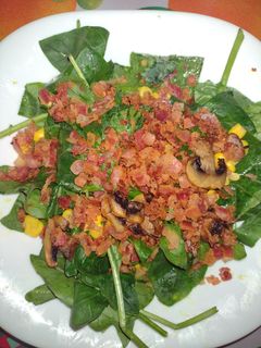 Una foto de Ensalada de espinacas 👌🏻