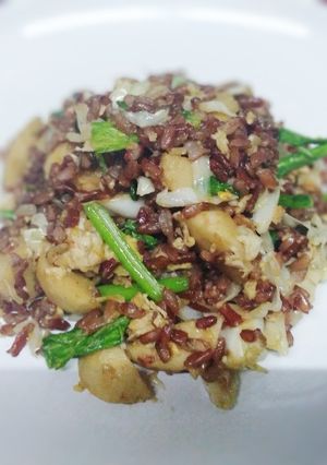Foto resep Nasi goreng beras merah baso ayam