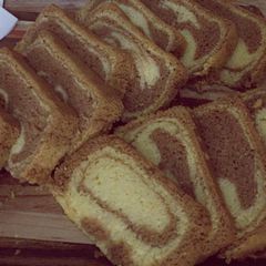 A picture of Chocolate bread brownies.