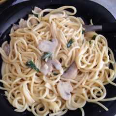 Foto principal de Fideos con salsa de Champignone
