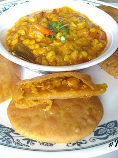 A picture of Dal Puri with Bihar Style Dal Fry.