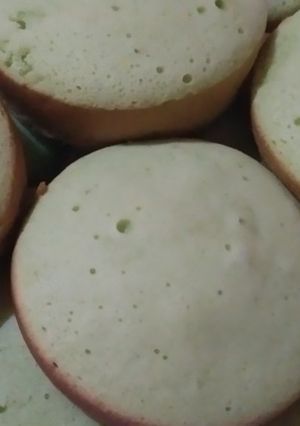 Foto resep Bolu Pandan Santan mini No Oven No Kukus