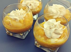 Une photo de Verrine de compotée de fruits