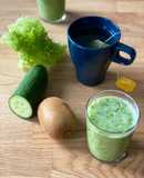 Smoothie verde detox con lollo e cetriolo