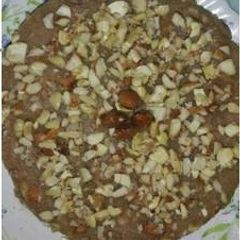 A picture of Atta and Rava ka halwa.
