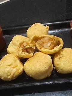 બટાકા વડા (Bataka Vada Recipe In Gujarati) રેસીપી મુખ્ય ફોટો