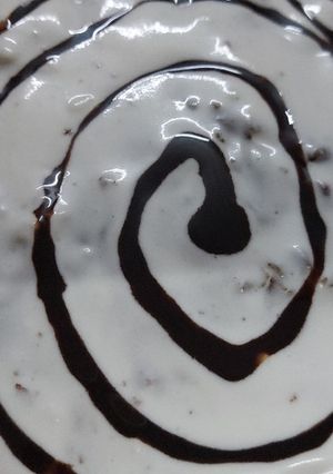 सफेद व्हिप्ड क्रीम (safed whipped cream recipe in Hindi) रेसिपी मुख्य फोटो