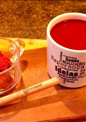 Foto de Suco de maçã, beterraba e cenoura funcional fit