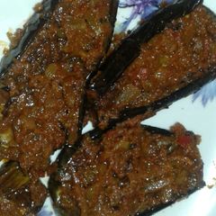 A picture of Spicy Bringal Masala.