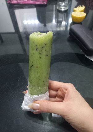 Una foto de Helado cremoso de frutas proteico fit fácil y delicioso