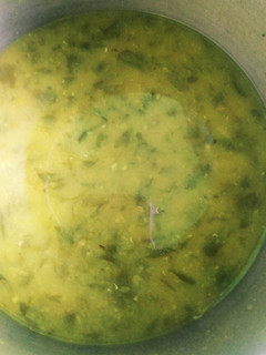 अरहर बथुआ दाल (arhar bathua dal recipe in Hindi) रेसिपी मुख्य फोटो