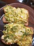 Ensalada de huevos con berros