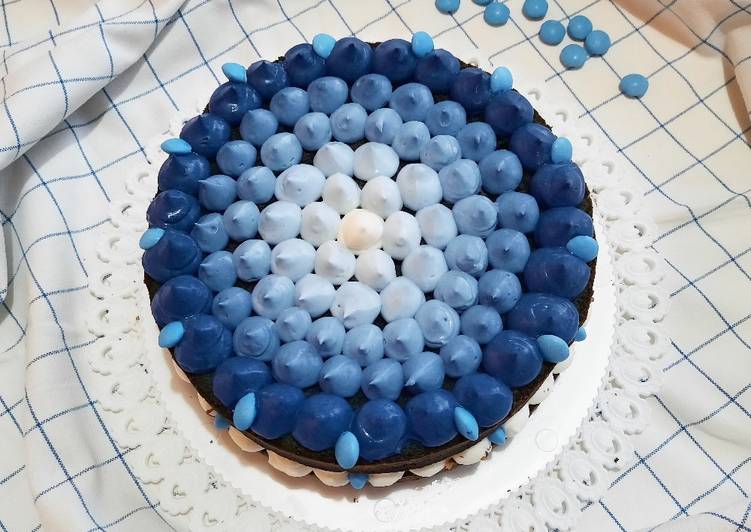 Blue velvet cake